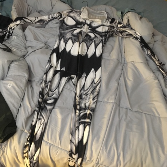 Morph suit - Picture 1 of 1